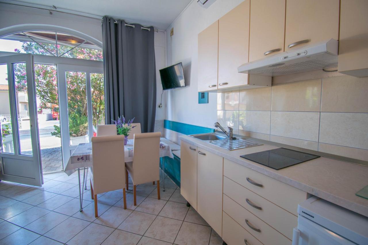 Family Apartment Manuela - Башка-Вода Екстер'єр фото