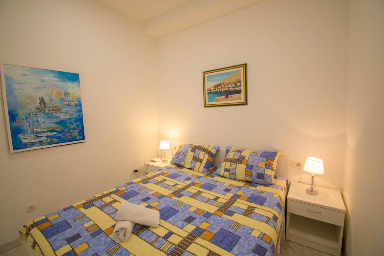 Family Apartment Manuela - Башка-Вода Екстер'єр фото