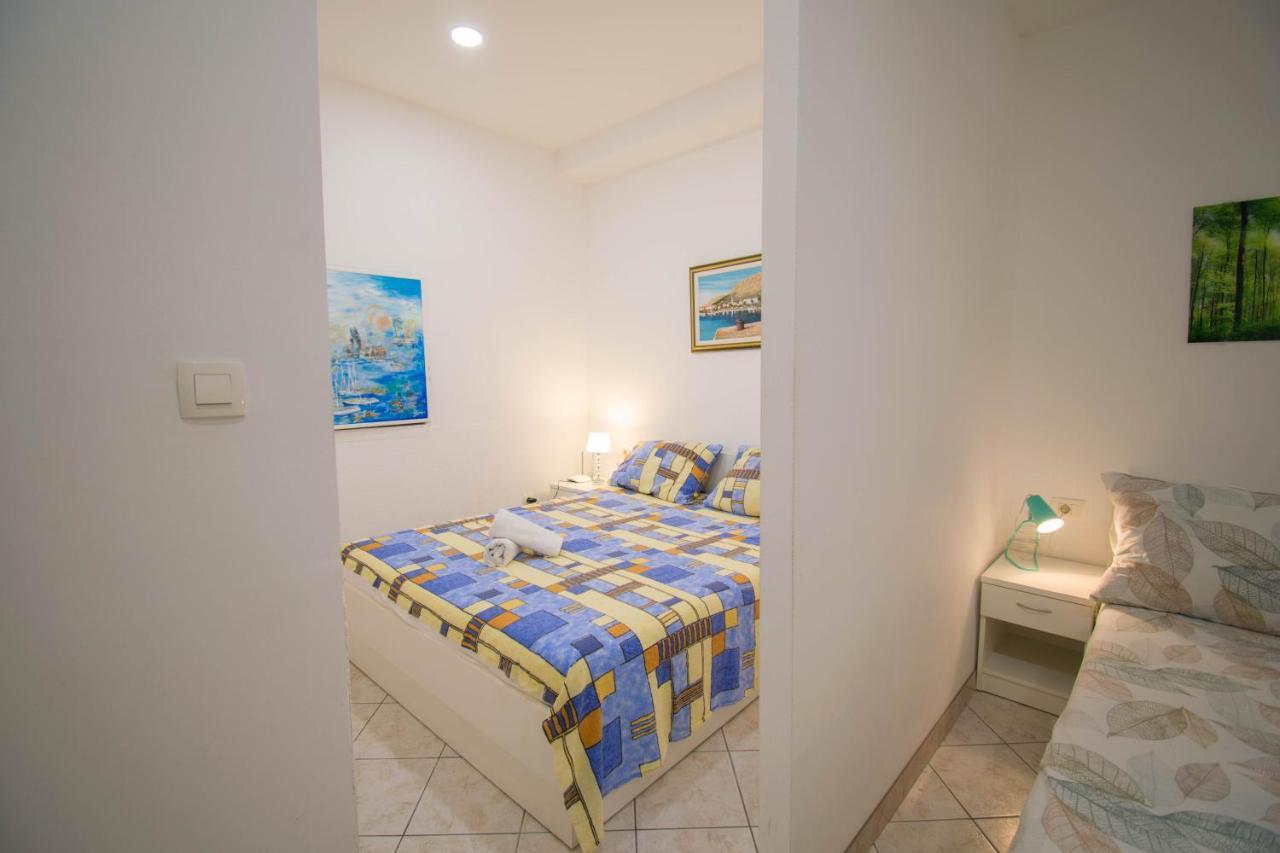 Family Apartment Manuela - Башка-Вода Екстер'єр фото